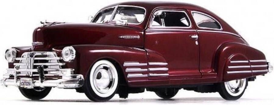 Motor Max Modelauto Chevrolet Fleetline Aerosedan 1948 rood 21 x 8 x 6 cm Schaal 1:24 Speelgoedauto Miniatuurauto