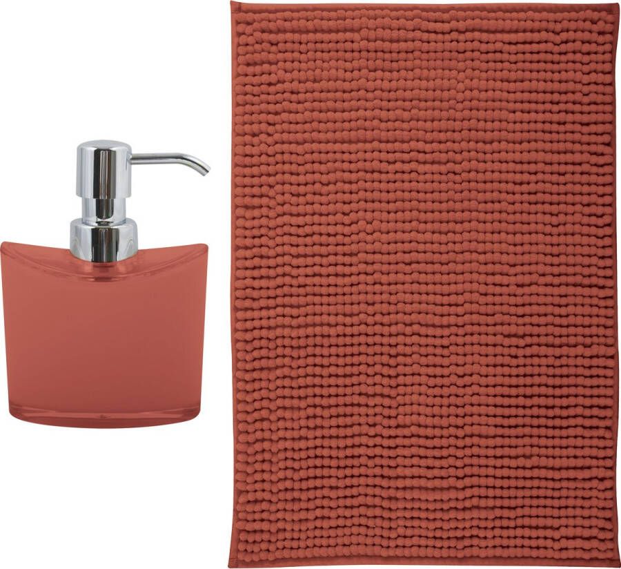 MSV badkamer droogloop mat Bolzano 40 x 60 cm met bijpassende kleur zeeppompje terracotta