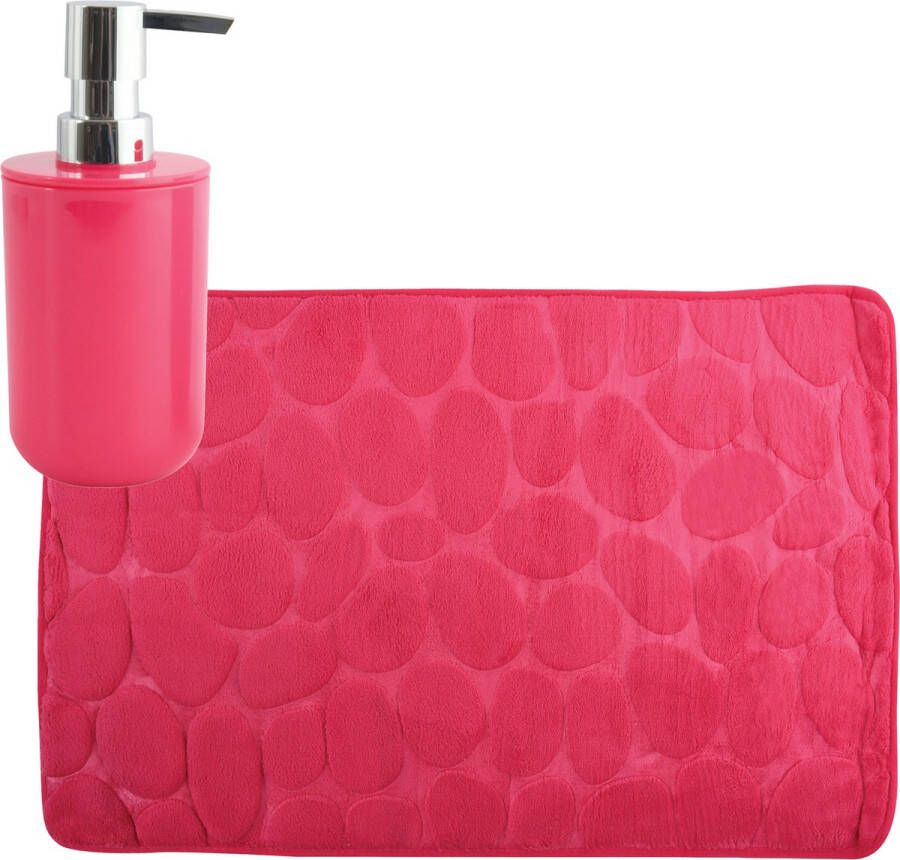 MSV badkamer droogloop mat tapijt Kiezel motief 50 x 80 cm zelfde kleur zeeppompje 260 ml fuchsia roze