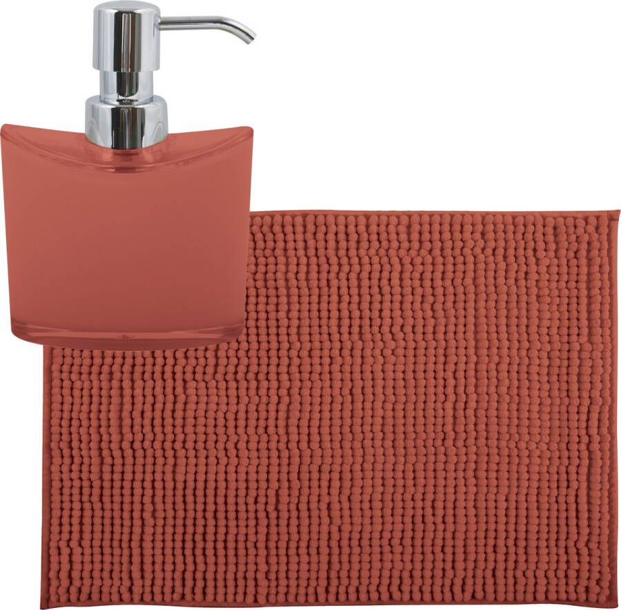 MSV badkamer droogloop mat tapijtje 40 x 60 cm en zelfde kleur zeeppompje 260 ml terracotta