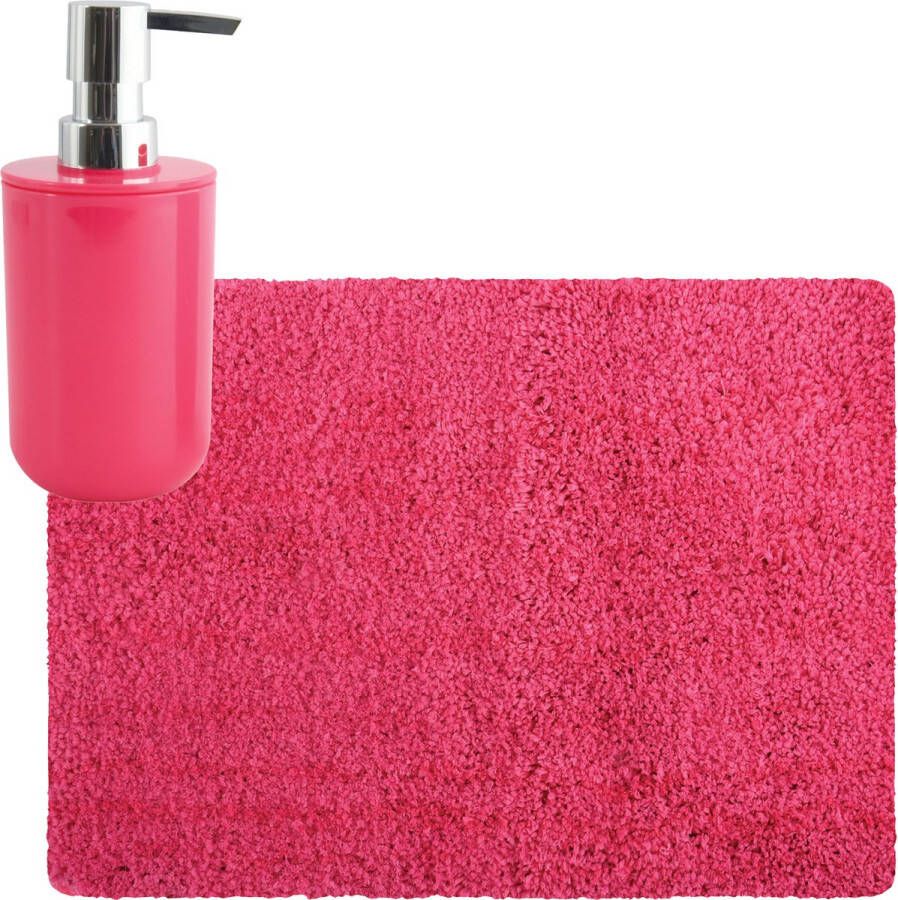 MSV badkamer droogloop tapijt matje Langharig 50 x 70 cm inclusief zeeppompje in dezelfde kleur fuchsia roze