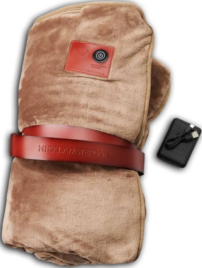 Nikki Amsterdam The.Plaid Original Taupe Bruin Beige Draadloos Duurzaam Infrarood Warmtedeken Stoelkleed Bank Plaid 150 x 130cm Incl. Powerbank (20000mAh) Binnen en Buitengebruik Gebruiksduur: tot 10 uur