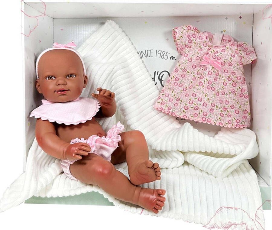 Nines D'Onil Nines d Onil Babypop Afrikaans Roze 37 cm