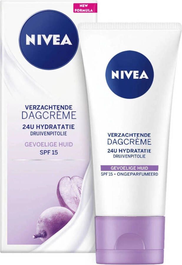 NIVEA Essentials Sensitive Dagcrème SPF 15 3x 50 ml Voordeelverpakking