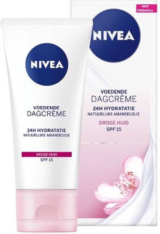 NIVEA Essentials Verzachtende Dagcrème SPF15 3x50ml Voordeelverpakking