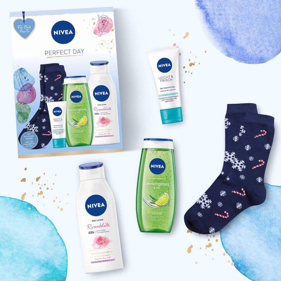 NIVEA Perfect Day cadeauset verzorgingsset met Essentials voor de perfecte dag geschenkdoos met dagverzorging verzorgende douche bodylotion en stijlvolle sokken