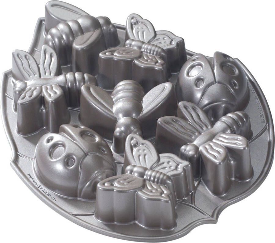 Nordic Ware "Bakvorm Backyard Bugs "