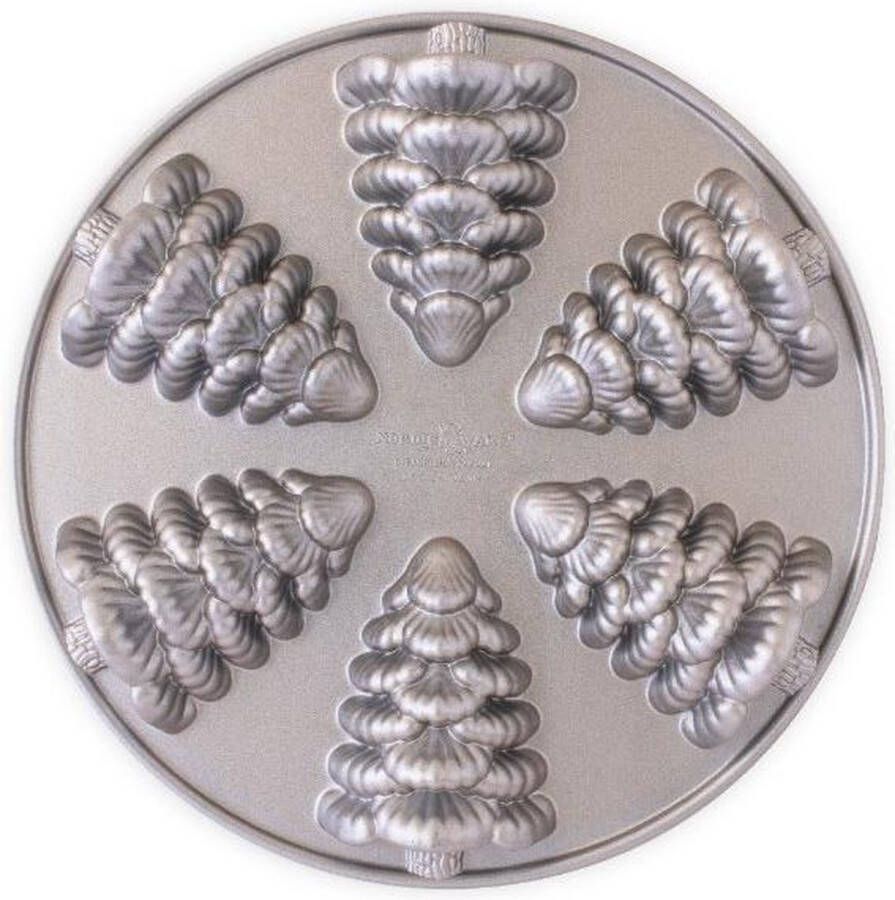 Nordic Ware Bakvorm Evergreen tree cakelets- | Sparkling Silver Holiday