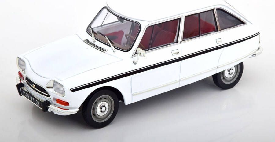 Norev Het 1:18 gegoten model van de Citroen Ami Super uit 1974 in het wit. De fabrikant van het schaalmodel is . Dit model is alleen online verkrijgbaar