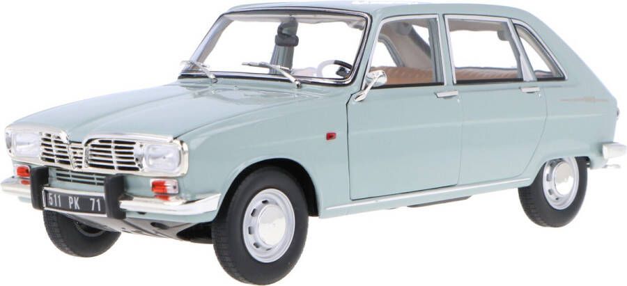 Norev Het 1:18 Diecast-model van de Renault R16 uit 1968 in lichtblauw. De fabrikant van het schaalmodel is . Dit model is alleen online verkrijgbaar