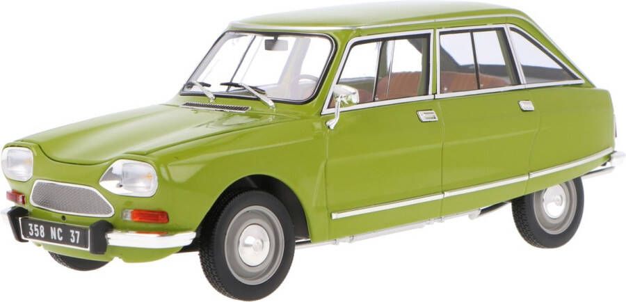 Norev Het 1:18 gegoten model van de Citroen Ami 8 Club uit 1969 in het groen. De fabrikant van het schaalmodel is . Dit model is alleen online verkrijgbaar