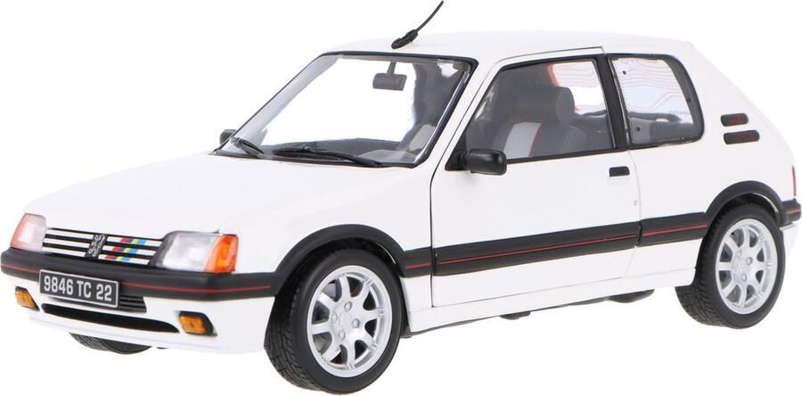 Norev Het 1:18 gegoten model van de Peugeot 205 GTI 1.9 uit 1989 in het wit. De fabrikant van het schaalmodel is . Dit model is alleen online verkrijgbaar