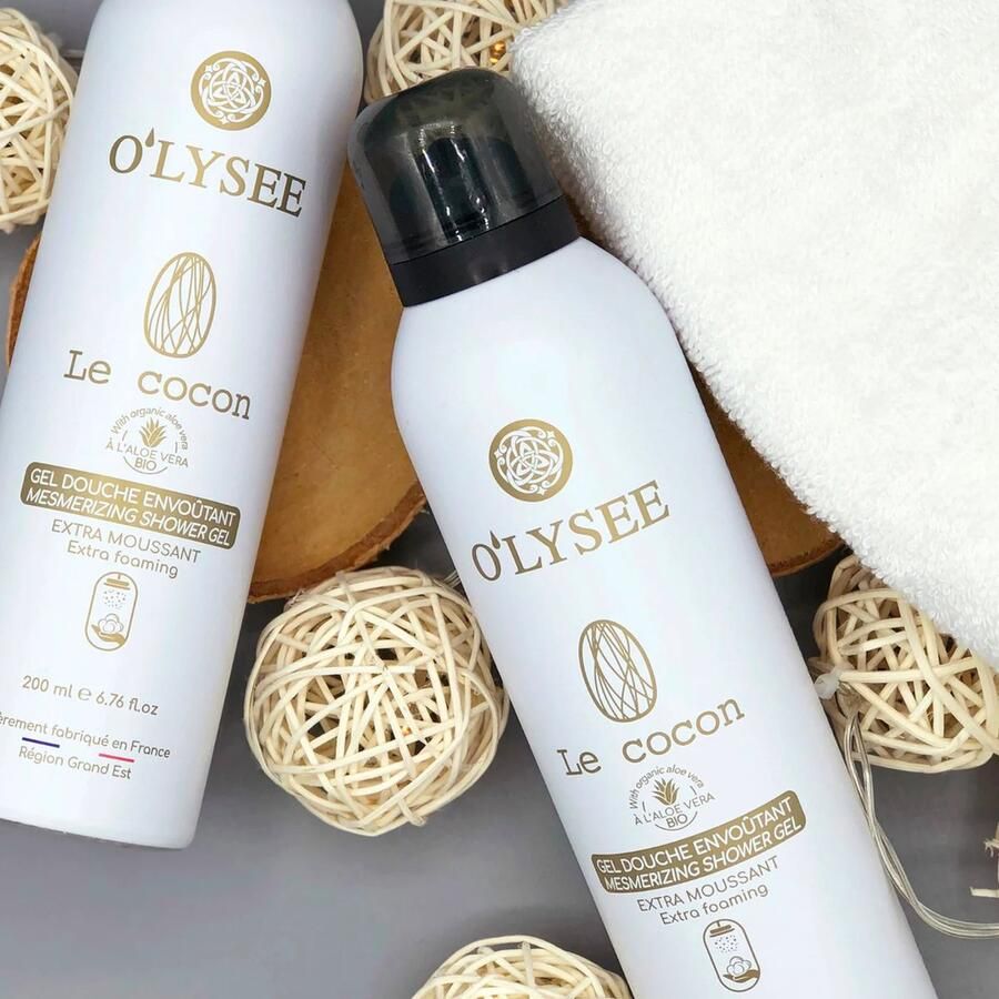 O'Lysee Biologische doucheschuim Le Cocon schuimende douchegel met Sandelhout Musk bloemen en fruit 200ml