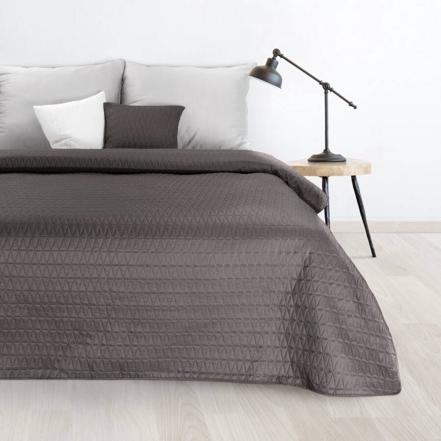 Oneiro s luxe BONI Type 3 Beddensprei Bruin 170x210 cm – bedsprei 2 persoons – beddengoed – slaapkamer – spreien – dekens – wonen – slapen