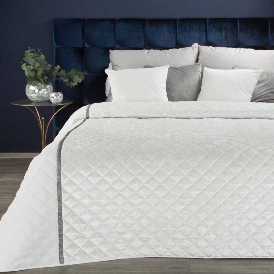 Oneiro s luxe KRISTIN Beddensprei wit 220x240 cm – bedsprei 2 persoons beige – beddengoed – slaapkamer – spreien – dekens – wonen – slapen
