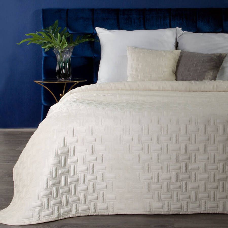 Oneiro s luxe RIA Type 3 Beddensprei Gebroken Wit 220x240 cm – bedsprei 2 persoons beige – beddengoed – slaapkamer – spreien – dekens – wonen – slapen