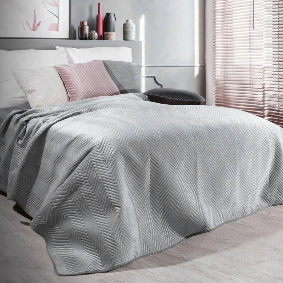 Oneiro s luxe SOFIA Beddensprei Zilver- 170x210 cm – bedsprei 2 persoons zilver – beddengoed – slaapkamer – spreien – dekens – wonen – slapen