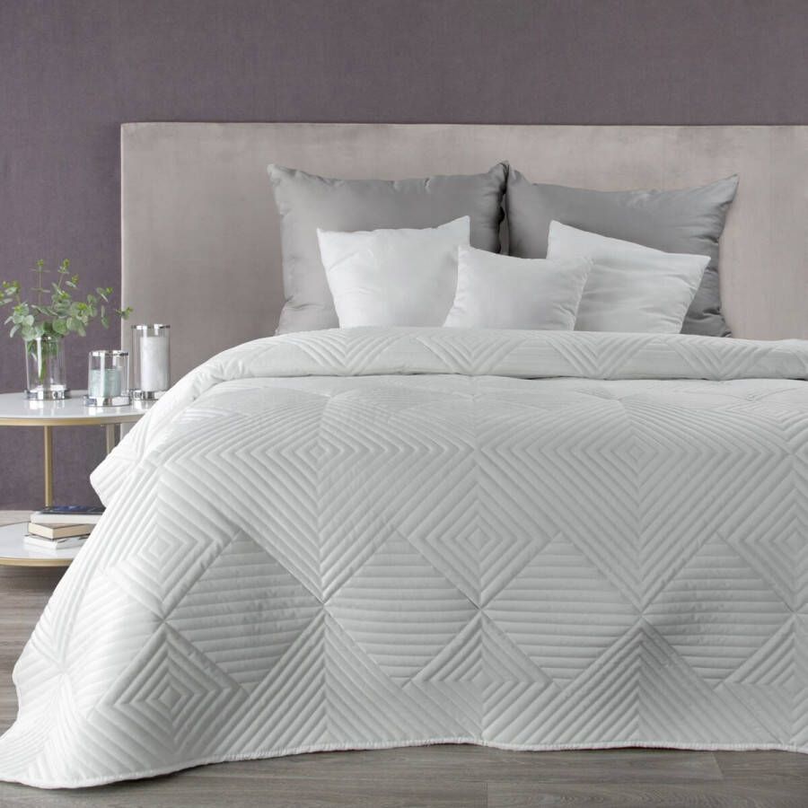 Oneiro s luxe SOFIA type 2 Beddensprei Wit 170x210 cm – bedsprei 2 persoons wit– beddengoed – slaapkamer – spreien – dekens – wonen – slapen