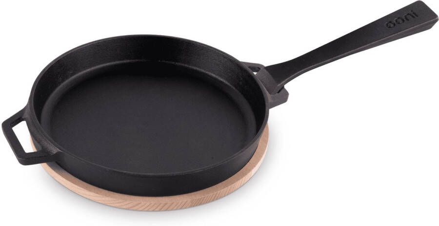 Ooni Gietijzeren pan met houten serveerplank- diameter skillet 24