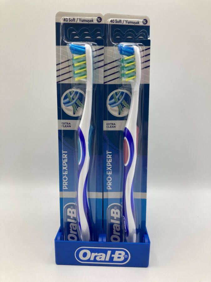 Oral B 12 x Pro expert extra clean 40 soft tandenborstel