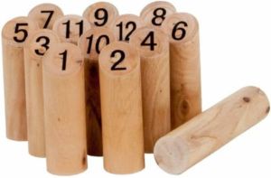 Coppens Outdoor Play Wood Throw game