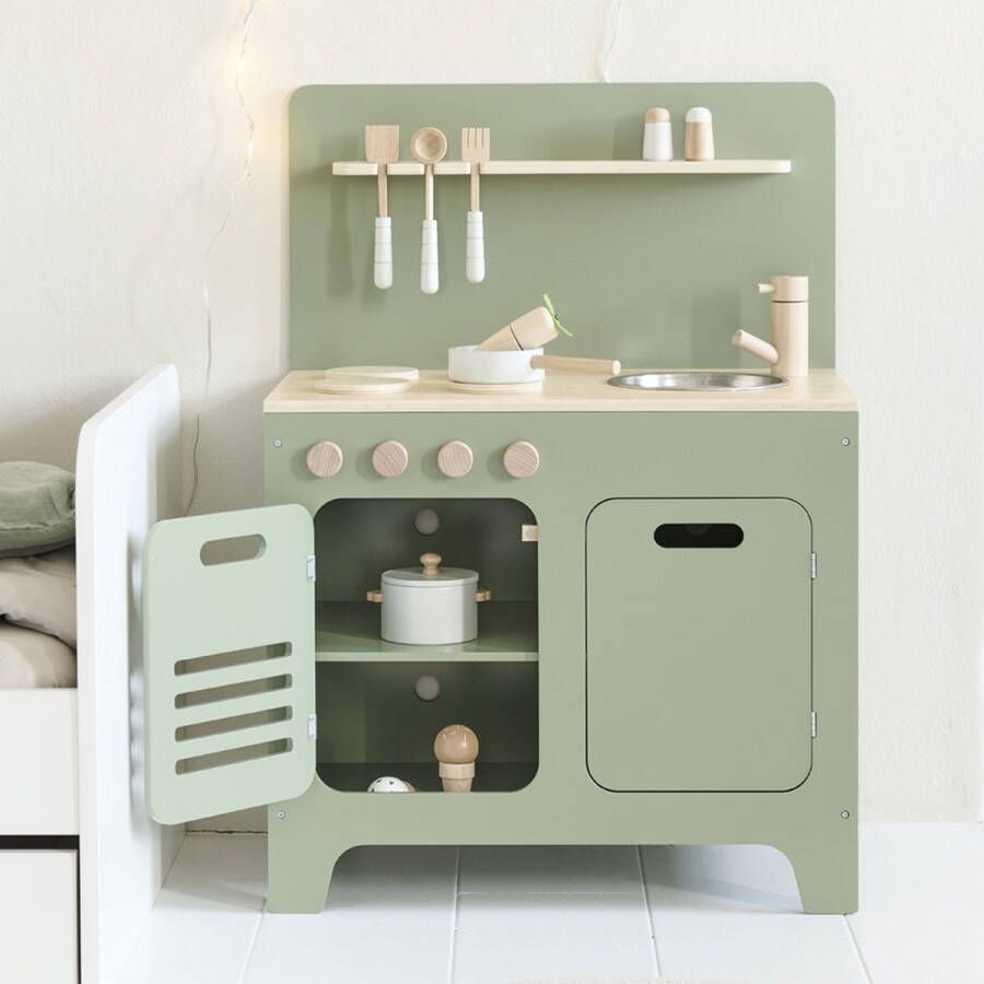 Petite Amelie Petite Am�lie Speelgoed Keuken Hout Kinderkeuken inc. 13 delige Speelgoed Keukengerei Set H83 x B60 x D36 cm Olijf & Naturel