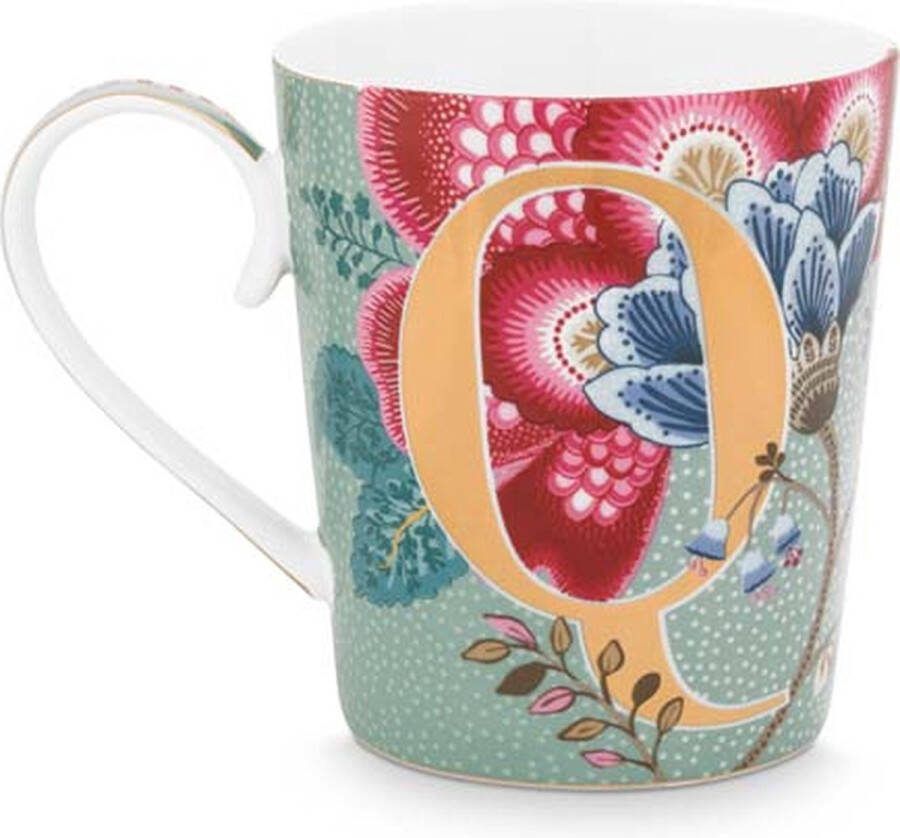 PiP Studio alfabet mok Q Floral Fantasy light blue mok 350ml porselein lettermok Q lichtblauw