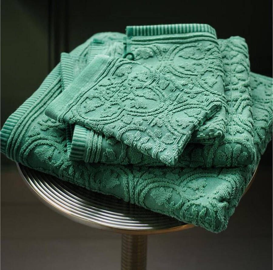PiP Studio badgoed Tile de Pip green handdoek 70x140 cm