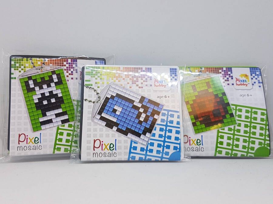 PIXELHOBBY SET 3 MEDAILLONS ZEBRA-LIEVEHEERSBEESTJE-WALVIS