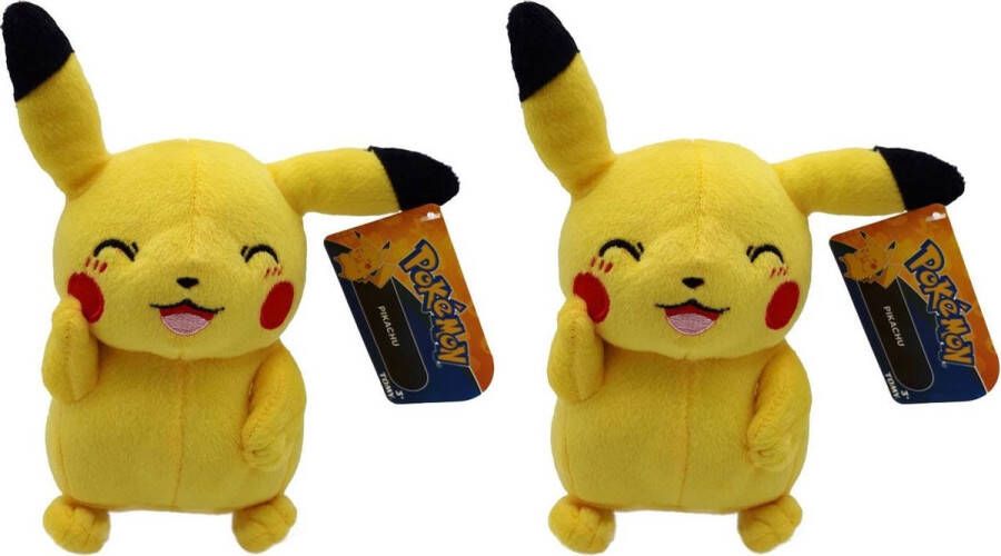 Pokémon Pokemon Pikachu Knipoog (Tomy) 20 cm Voordeelset van 2 knuffels