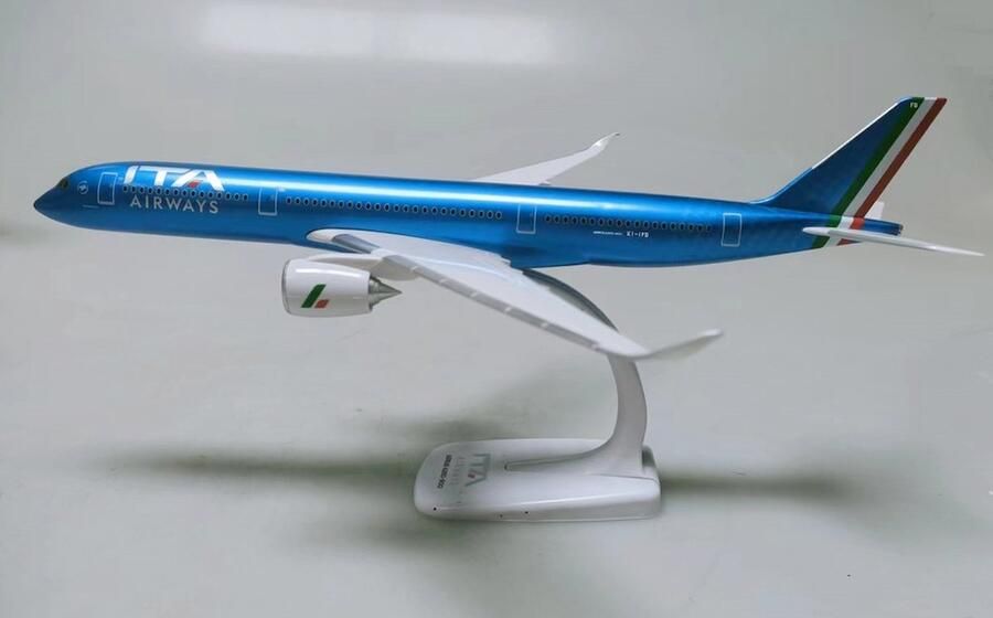 PPC Schaalmodel vliegtuig ITA Airways Airbus A350-900 schaal 1:200 lengte 33 40cm