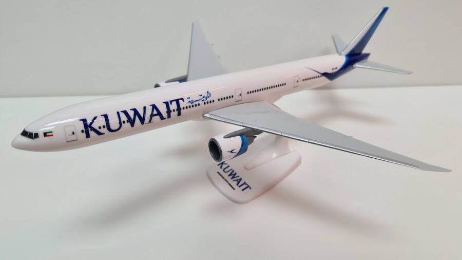 PPC Schaalmodel vliegtuig Kuwait Airways Boeing 777-300ER schaal 1:200 lengte 32 4cm