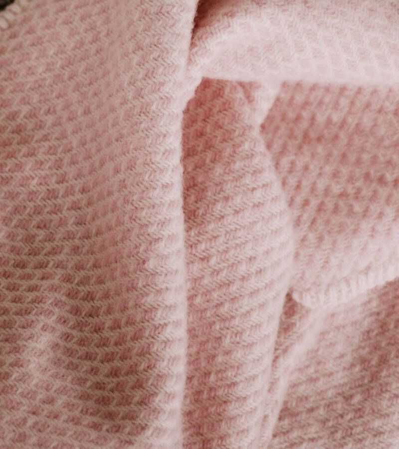 Pure Wool Love Wollen deken plaid 100% wol Zacht roze 130x180 cm