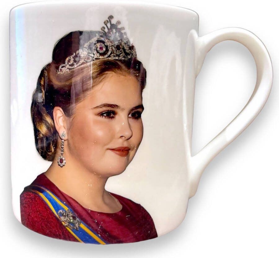 Royal Press Europe Beker (mok) Amalia inclusief set van 10 GRATIS koninklijk kaarten