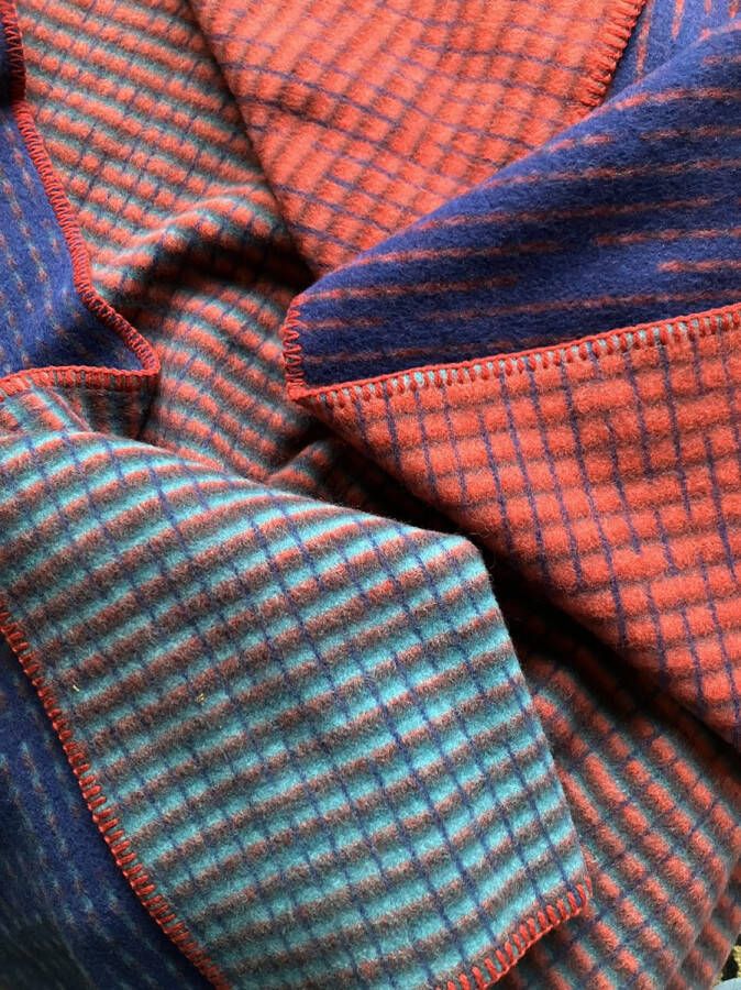 Røros Tweed Roros Tweed lamswollen plaid AGNES rood blauw blauw