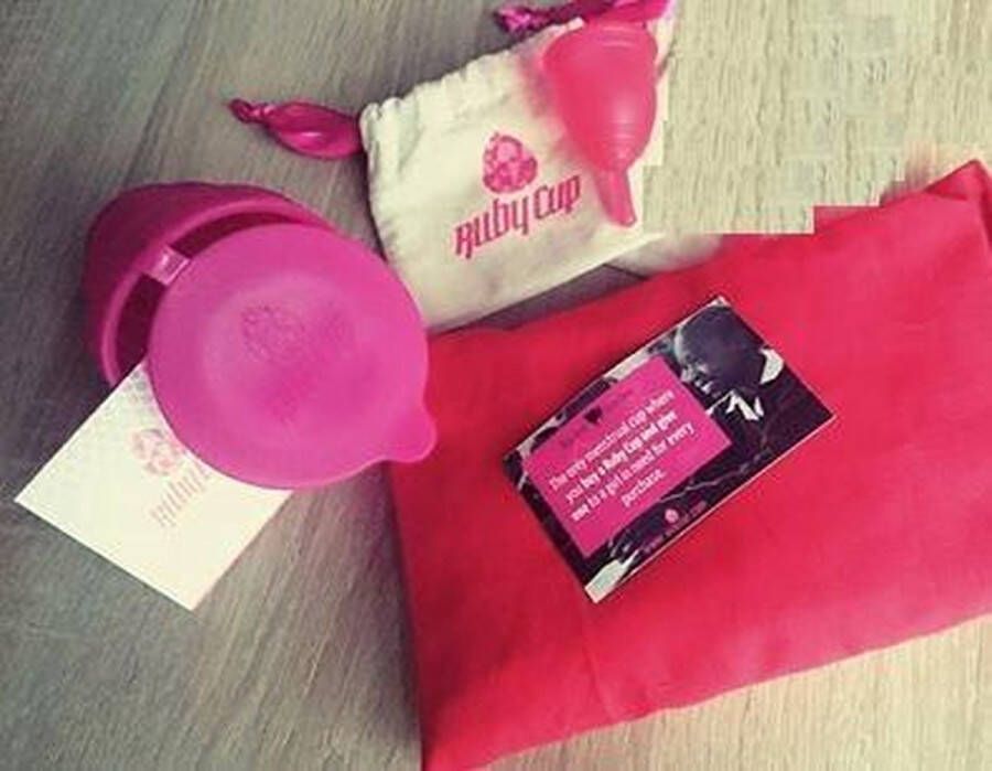 Ruby Cup RubyCup Medium Warm rood pakket herbruikbaar menstruatiecup pakket voor een duurzame menstruatie