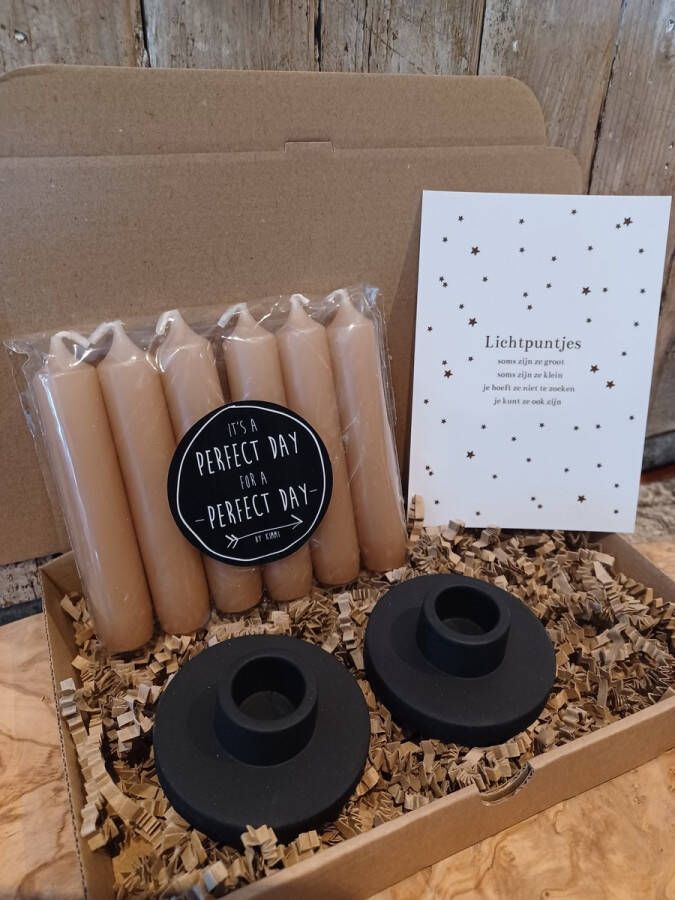 Rustik Lys-Leeff Kaarsen-Cadeau-Geschenk-Set-Rustik Lys Dinerkaarsen 6 kaarsjes Peach 2 1x12 cm-5 Branduren-Leeff- Kandelaar-Casper-2 stuks-Beton-Zwart-LichtpuntjeKerst-Kerstcadeau-Sinterklaas-Moederdag-Verjaardag-Afscheid Collega-Decembercadeau-Musthave