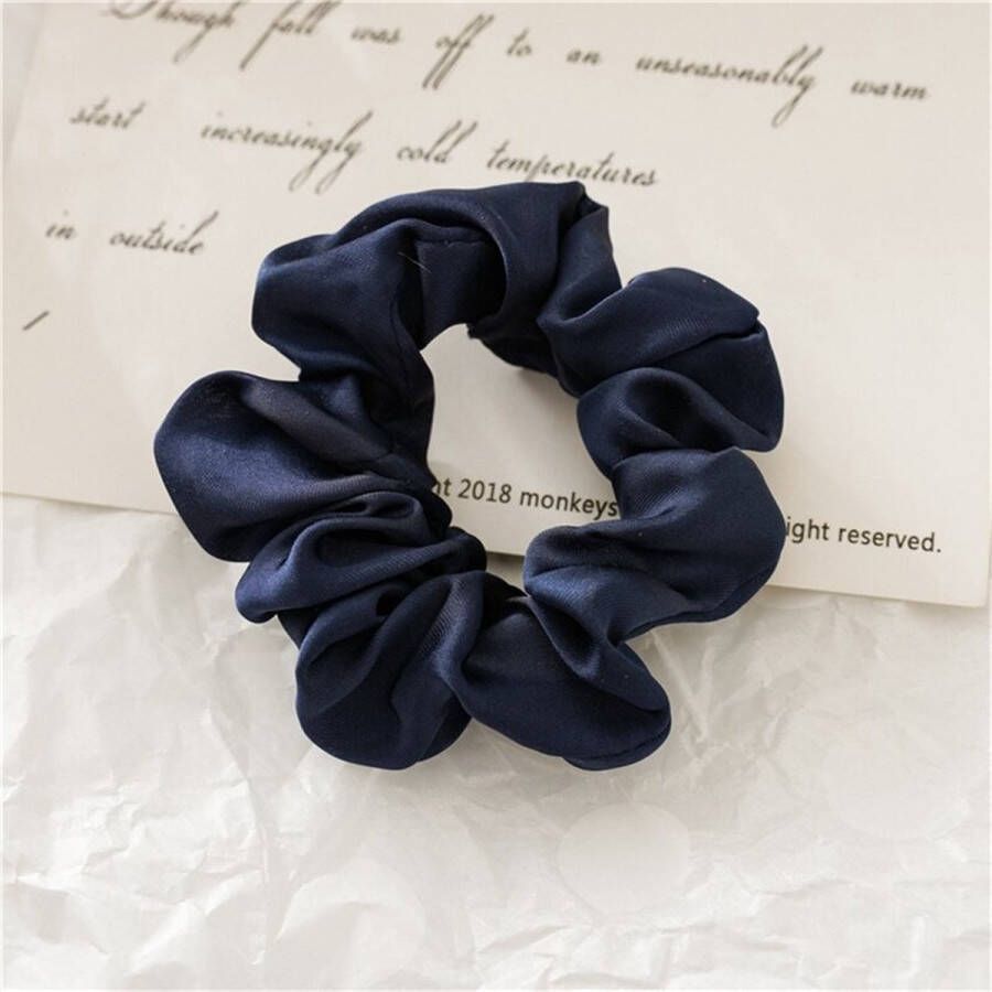 Sales Club™ Premium Zijde Scrunchie Silk Haarelastiek Blauw