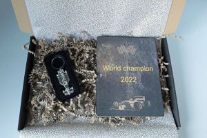 Sammies Giftboxes Brievenbus cadeau World Champion 2022 cadeau Formule 1 cadeau Kerst max verstappen