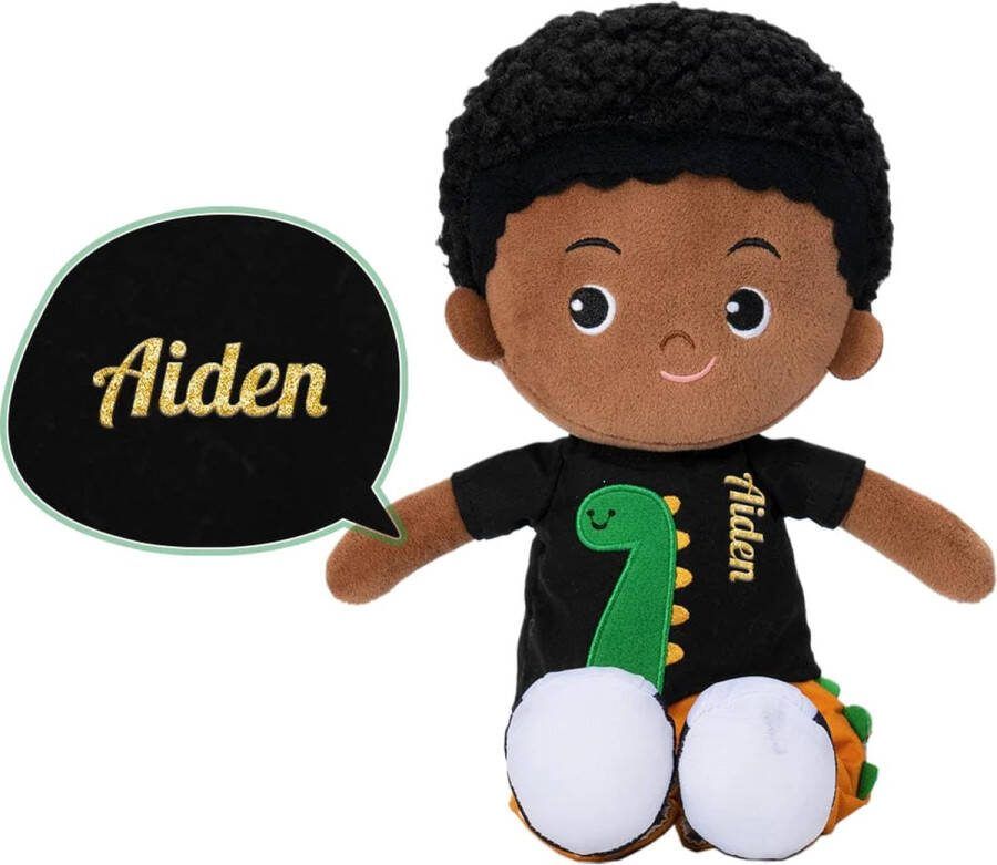 Sandra's Poppenkraam Aiden knuffelpop donkere huid gratis met naam