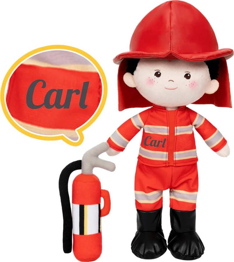 Sandra's Poppenkraam Carl Brandweerman knuffelpop met brandblusser gratis met neem rood