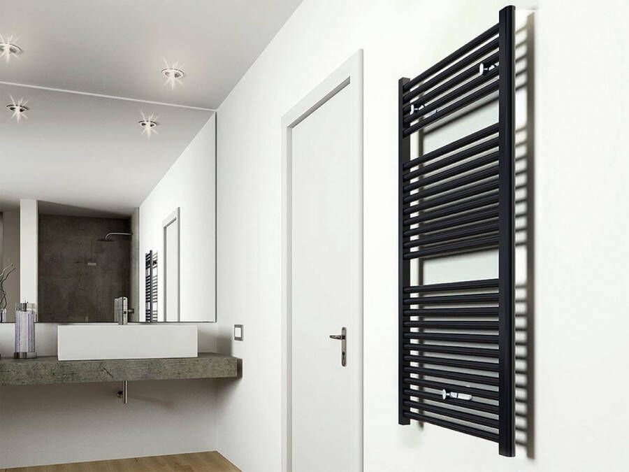 Saqu Calm Handdoekradiator 830W 60x119 cm Mat Zwart Verwarming Badkamer Handdoekrek Radiator