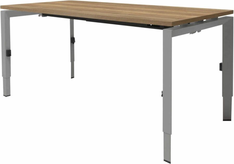 Schaffenburg Linesto N3 bureau hoogte instelbaar (65-85cm) met 180x80cm lindberg eiken zwevend 25mm blad en aluminium (RAL9006) vierpoot N-frame (poot driehoekig 50x50x75 mm.) (met geintegreerde kabelgoot)