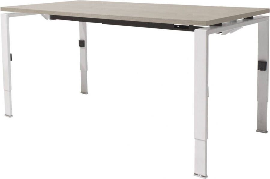 Schaffenburg Linesto N4 bureau hoogte instelbaar (65-85cm) met 120x80cm lindberg eiken zwevend 25mm blad en wit (RAL9010) vierpoot N-frame (poot rechthoekig 66 x 26 mm.) (met geintegreerde kabelgoot)