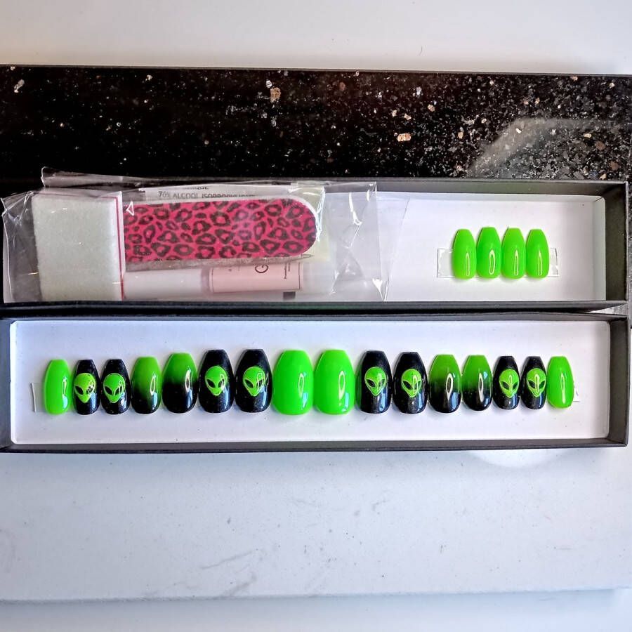 SD Press on Nails No. 119 Alien Medium Ballerina Coffin Zwart Groen Alien Plaknagels Gelnagels Handgemaakte Nagels 20 stuks Cosplay Accessoires (gel)Nagellak Nagelstudio Nail Art Nagels met lijm Halloween