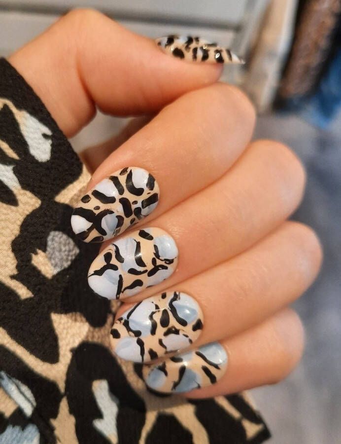 SD Press on Nails Plaknagels Gelnagels 20 stuks Handgemaakte Nagels No. 3 Eye of the Tiger Leopard Korte Ronde Nagels Handpainted Nails Nail Art Print Accessoires Gellak Nagellijm Cosplay