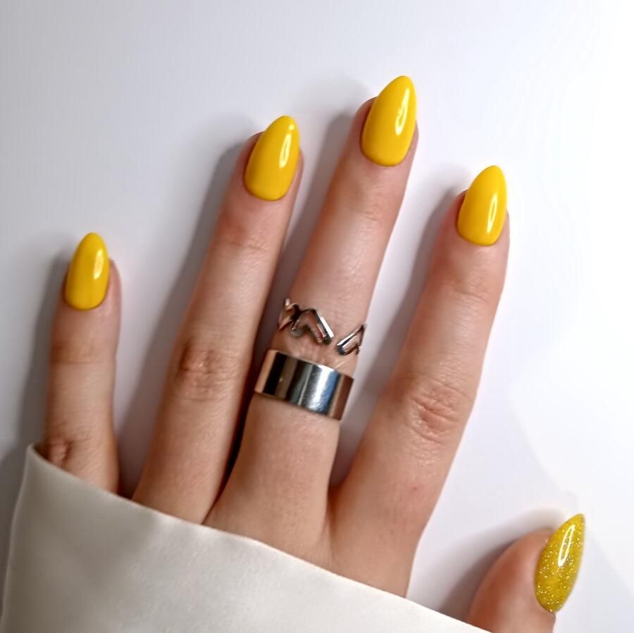 SD Press on Nails B-189 Plaknagels Nagelset 20 Nagels Geel Gellak Nagellak Medium Almond Nageltips Nepnagels met Lijm Kunstnagels Nail Art Handmade Valse nagels Nagelvijl Accessoires