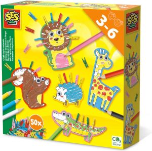 SES Wasknijper dieren dierenfiguren kleurplaten met 8 kleurpotloden 50 gekleurde mini knijpers en wiebeloog stickers