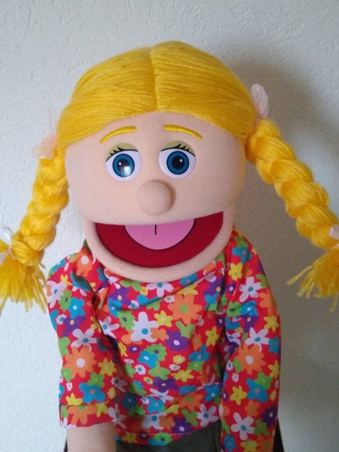 SillyPuppets Handpop Cindy 25'' Buikspreekpop