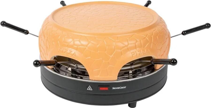 SILVERCREST KITCHEN TOOLS Pizzaoven 910 W Tot 6 Personen Afmetingen: ca. L 40 x B 40 x H 22 cm Met verwijderbare terracotta koepel Eenvoudig en snel direct aan tafel te bereiden Inclusief 6 pizzalifters met warmte-isolerende grepen